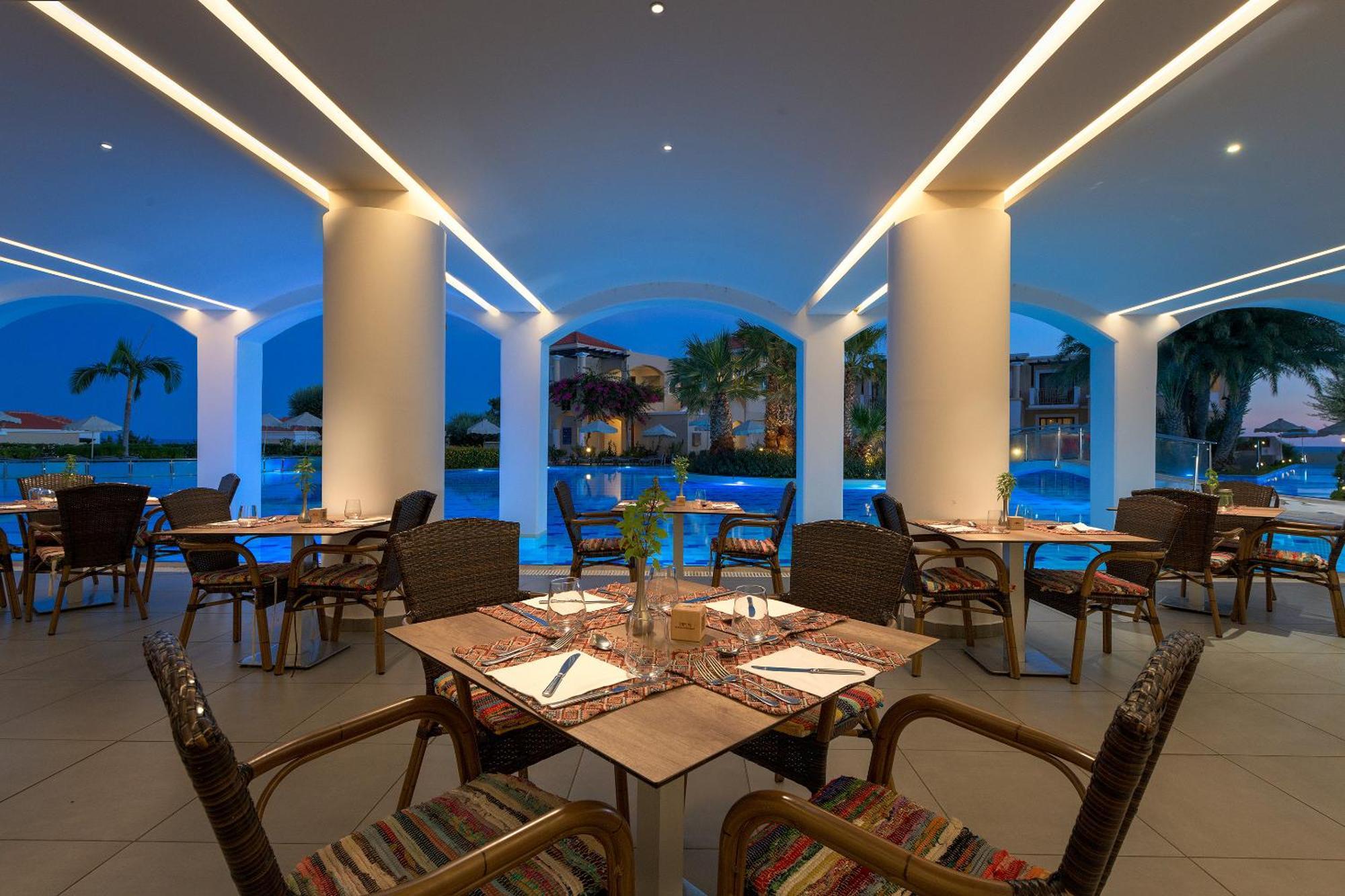 ลินดอส อิมพีเรียล รีสอร์ต แอนด์ สปา Hotel คิโอตาริ ภายนอก รูปภาพ